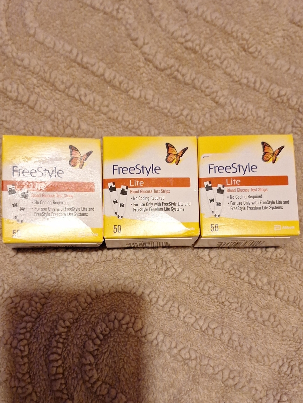 Freestyle Lite Blood Glucose Test Strips - Yellow and White Boxes (3 Pack)